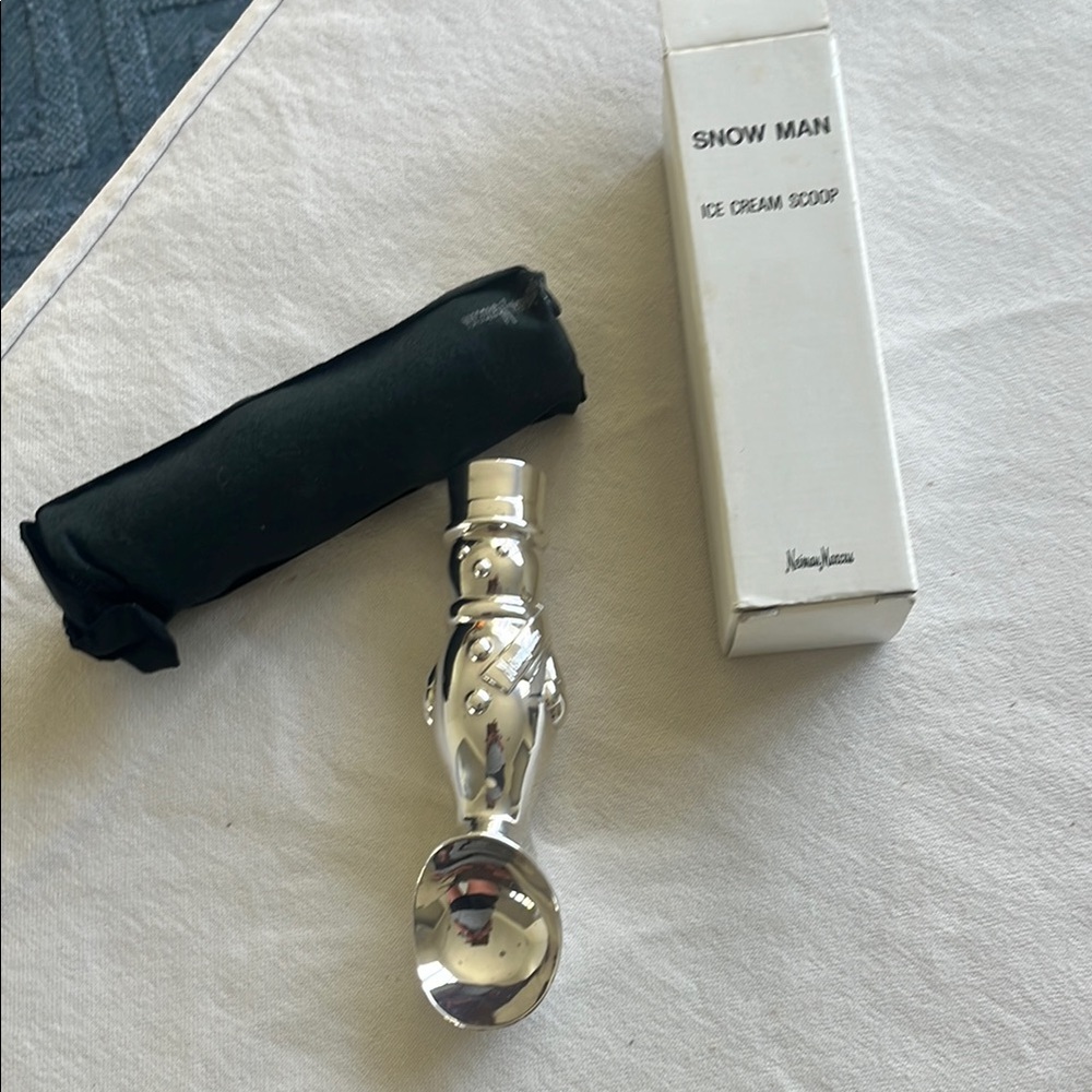 Snow Man Silver Ice Cream Scoop